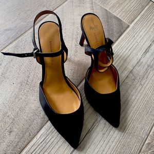 Banana Republic heel